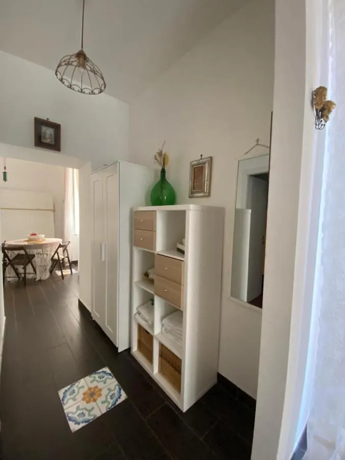 A Casa Di Claudia Apartment Naples